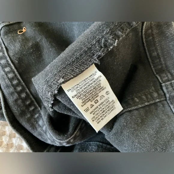 Free People Little Daisies Grey Denim Button-Front Mini Skirt, 0, MSRP $50 - Picture 9 of 11